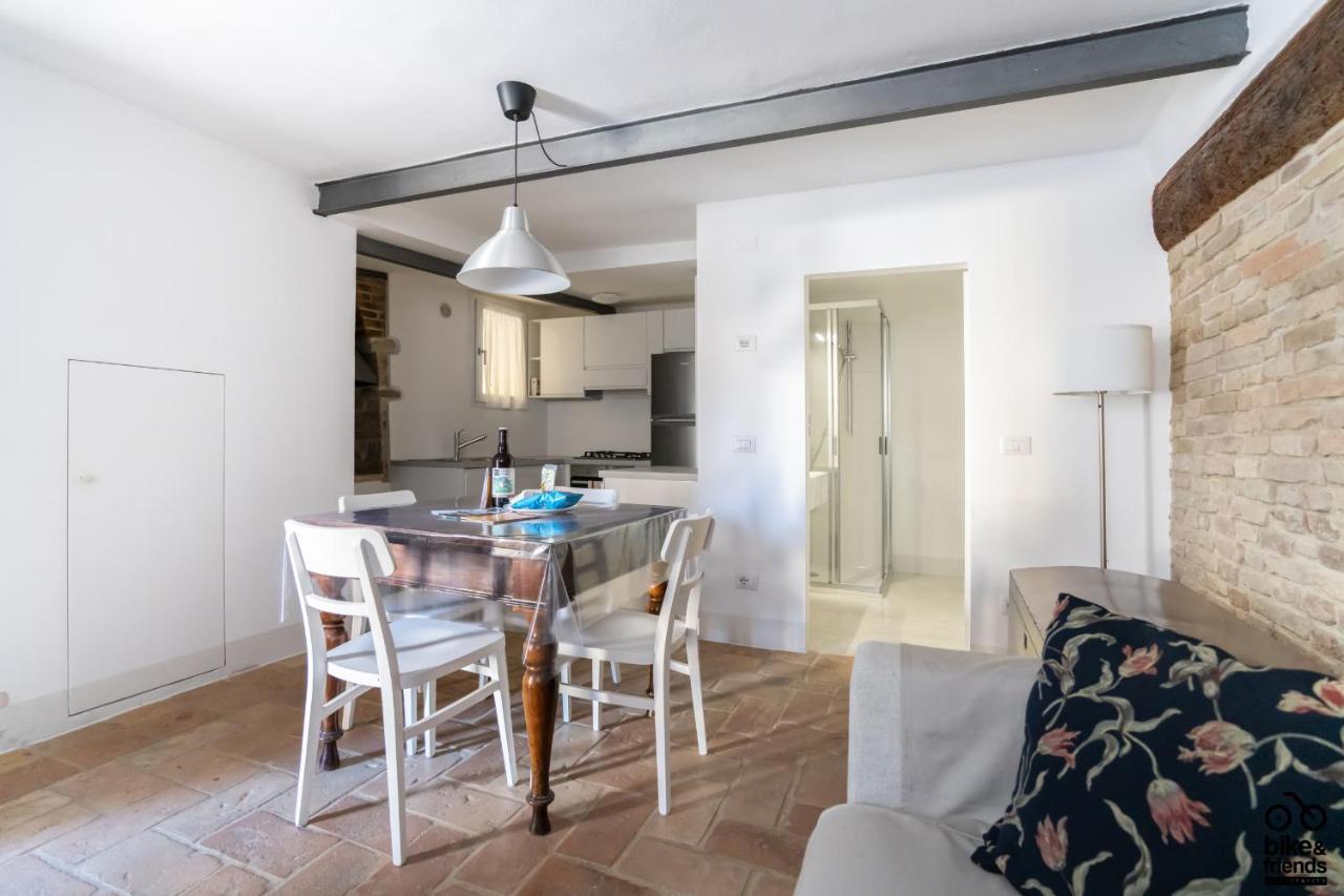 Bilocale Le Rondini Centralissimo Pesaro Luaran gambar