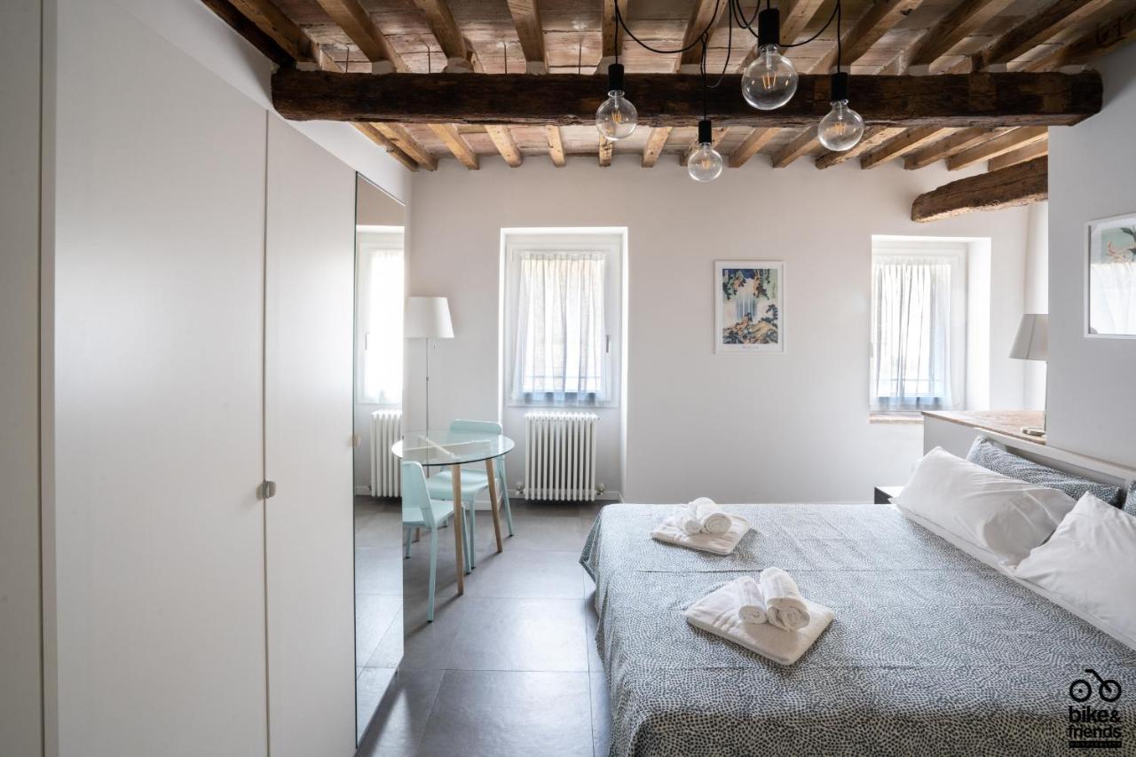 Bilocale Le Rondini Centralissimo Pesaro Luaran gambar